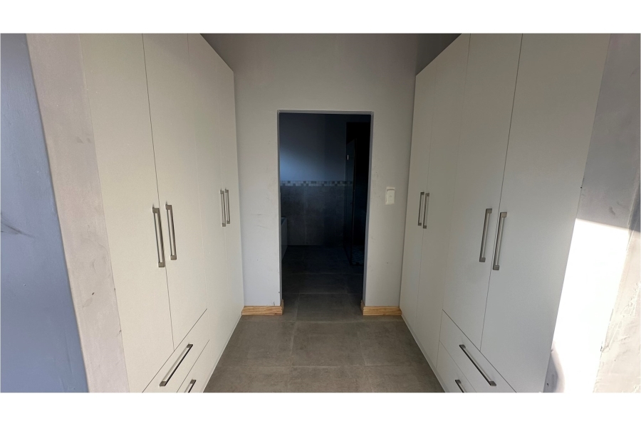 4 Bedroom Property for Sale in Paarl South Western Cape